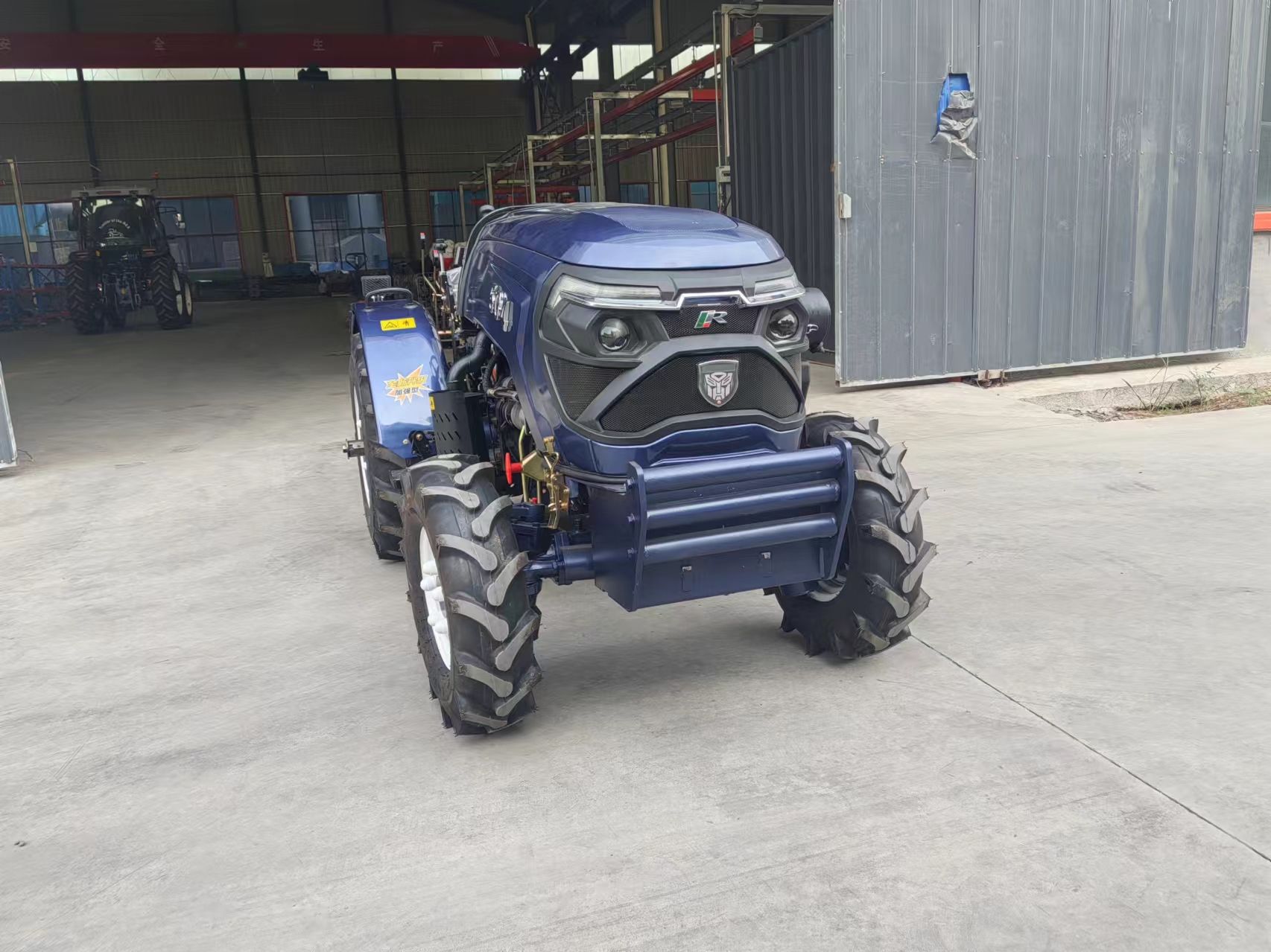 50HP 4x4 Tractor