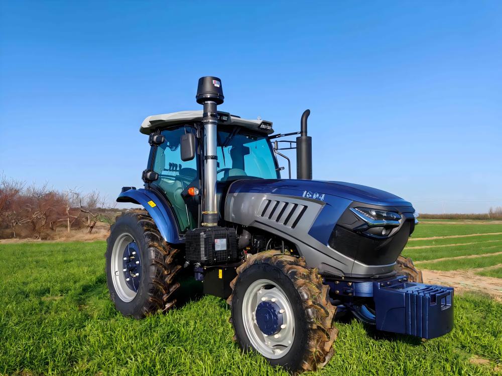 Wheel tractor Wheel tractor