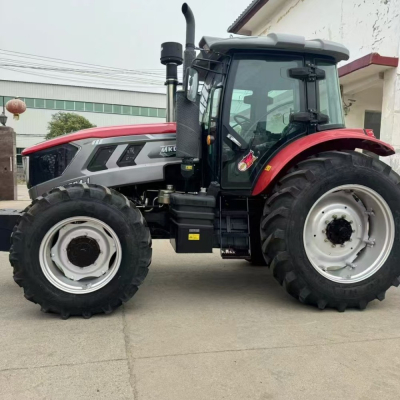 200 HP Wheel Tractor