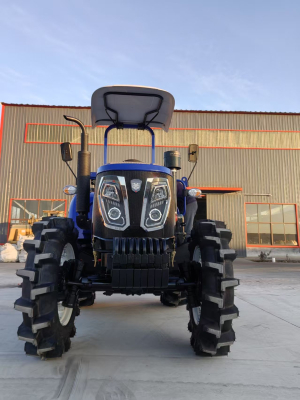 Трактор 100HP, работающий на ферме
