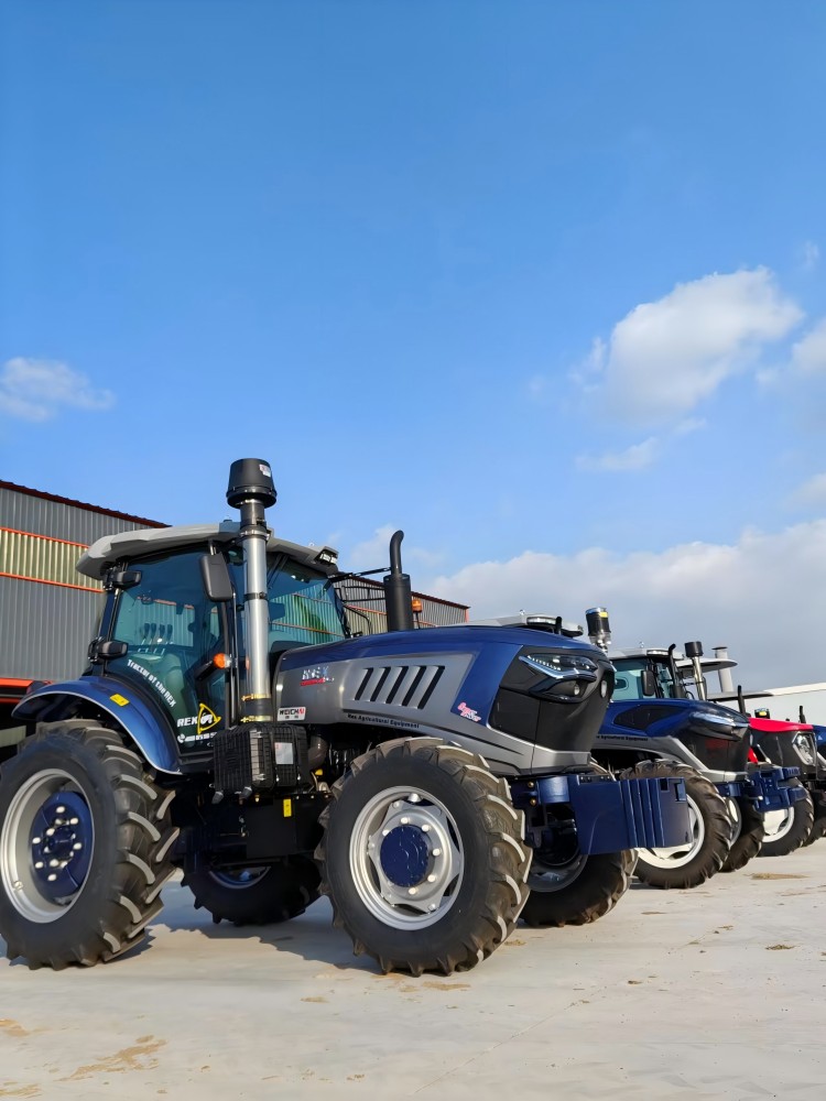 130HP Трактор для фермерских хозяйств