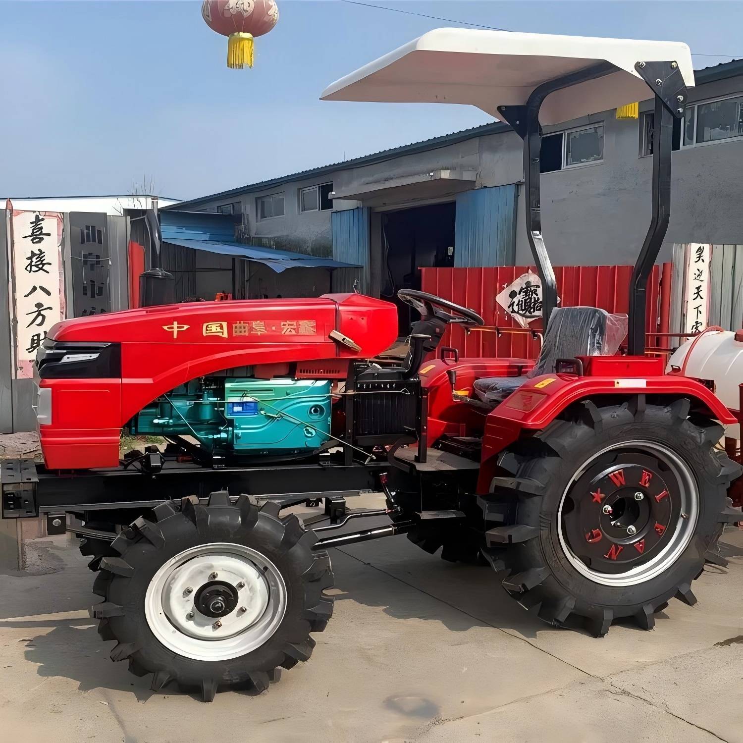 Полноприводной трактор 30HP