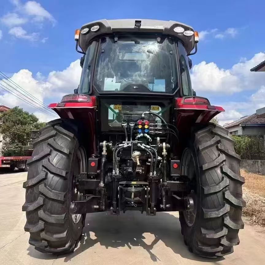 Высококачественный трактор 150HP